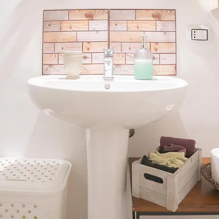 059 - Villetta, Casita Nueva 10 Minuti Dal Mare E Terrazzo Apartamento *